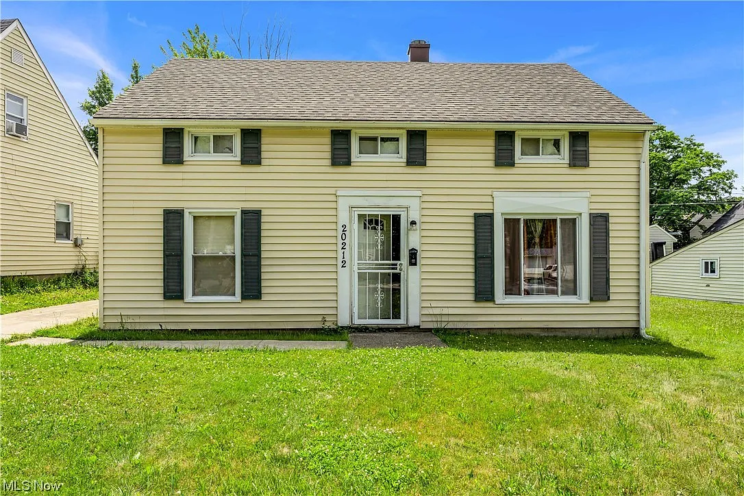 20212 Butternut Ln photo 1
