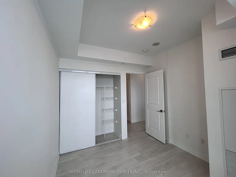 4633 Glen Erin Dr #308 — Photo 7