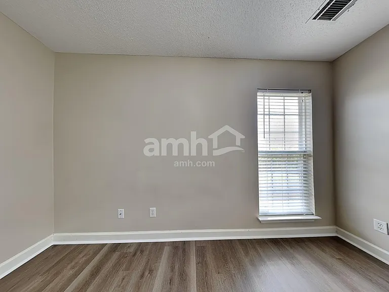 116 Grayson Ave — Photo 14