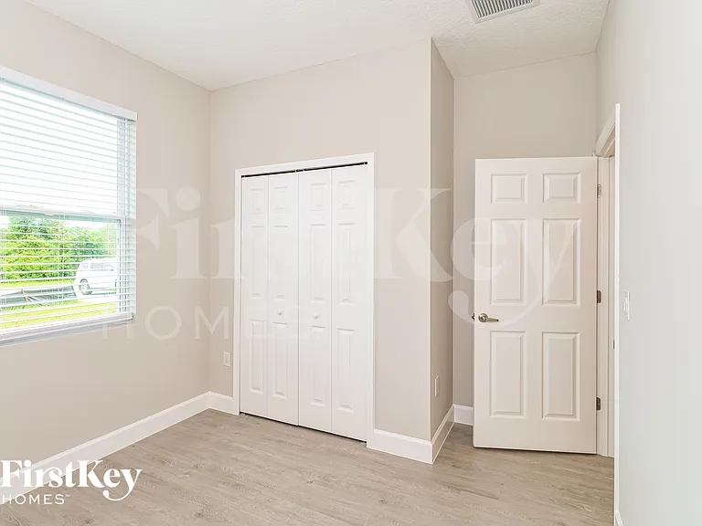 1200 Cogan Dr SE — Photo 11