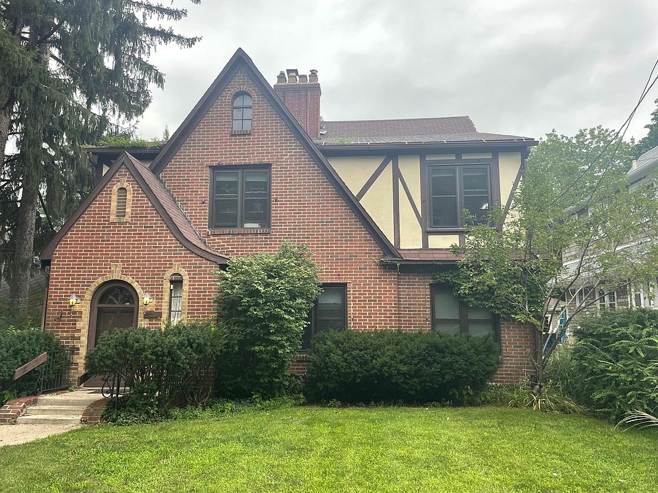 1st image of 2019 Wealthy St SE #1