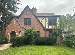 2019 Wealthy St SE #1, Grand Rapids, MI 49506