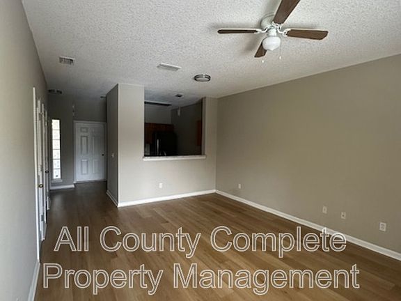 4th image of 348 Southern Branch Ln