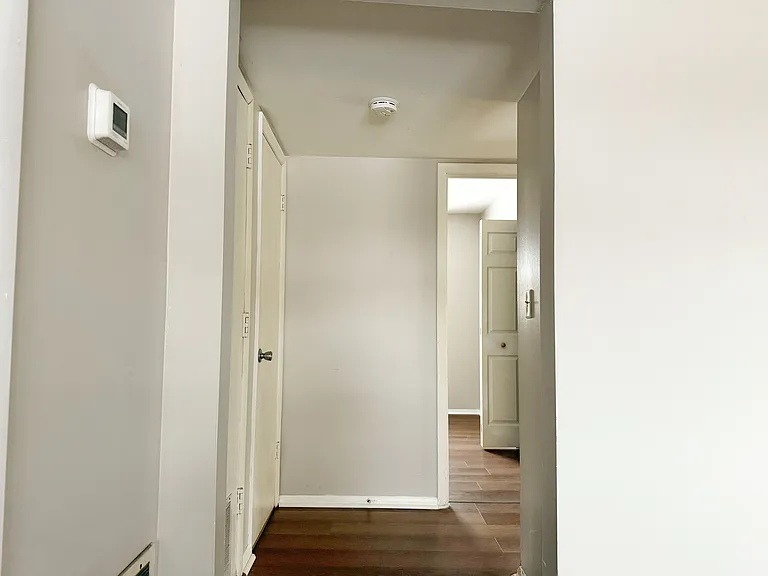 700 Village Ln #4 — Photo 9