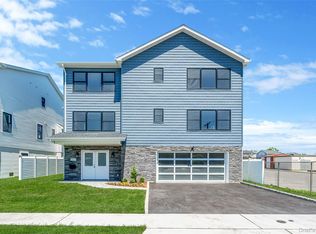 243 Mott Street, Oceanside, NY