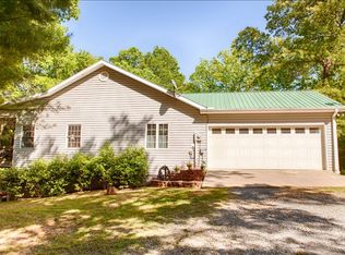 204 Bell Rd, Mineral Bluff, GA 30559