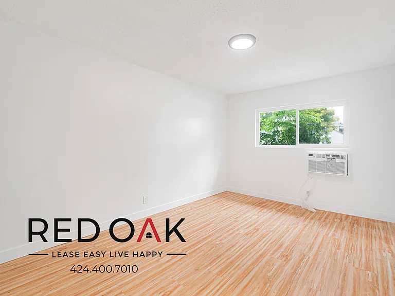 12605 Kensington Ln #7 — Photo 3