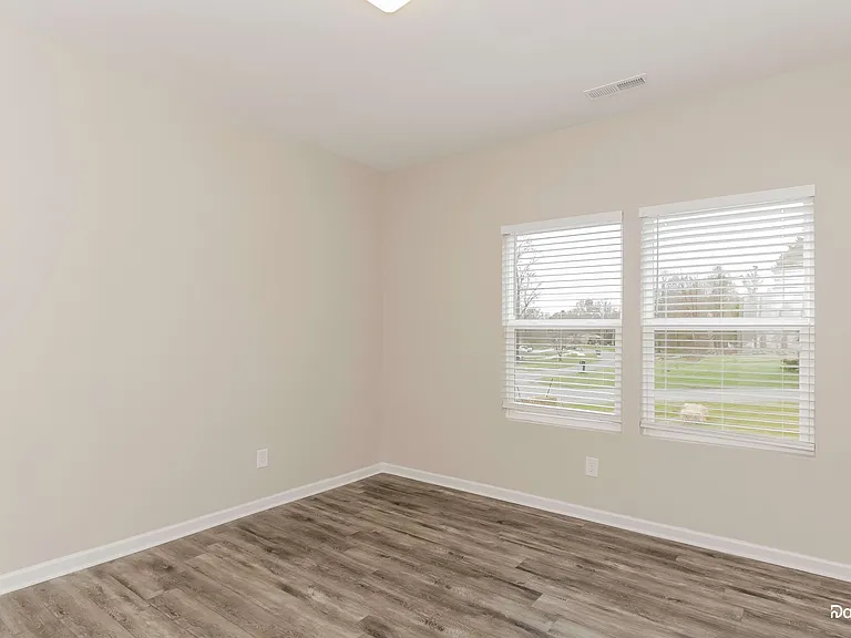 4406 Mountain Island Dr — Photo 14
