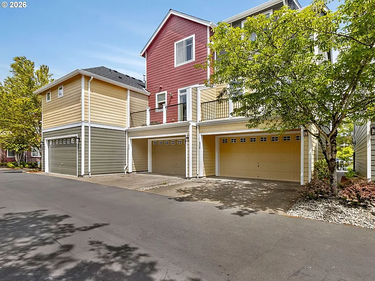 830 NW Council Dr — Photo 29