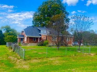 250 E Joe B Hall Ave, Shepherdsville, KY 40165