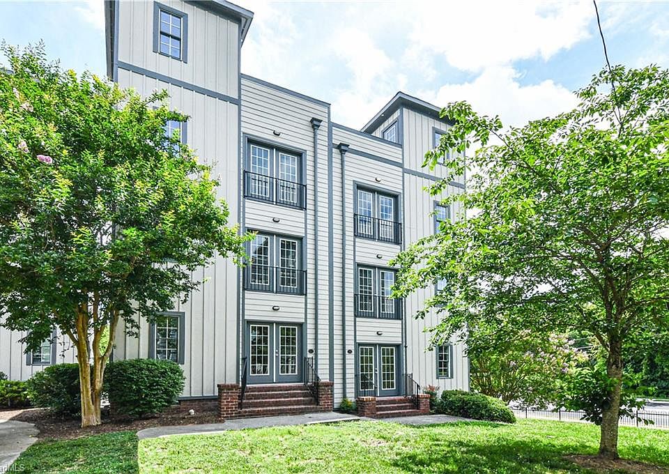 1st image of 443 McAdoo Ave