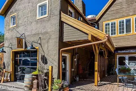 107 Williams St — Photo 17