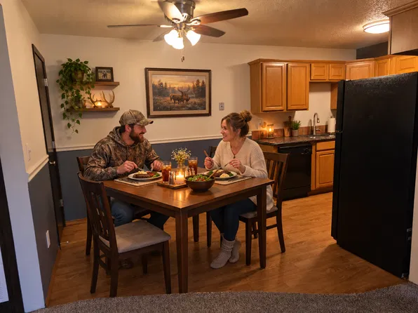 BUSY DURING THE WEEK? NO PROBLEM! WE OFFER AFTER-HOURS & WEEKEND APARTMENT TOURS!