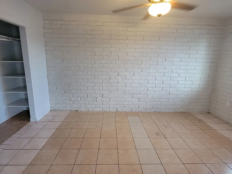 1001 N 32nd Ave #2 — Photo 8