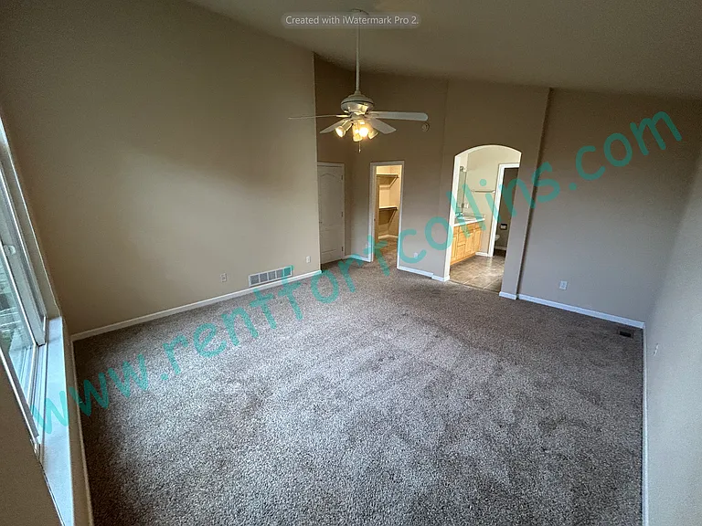 8089 Lighthouse Ln — Photo 32