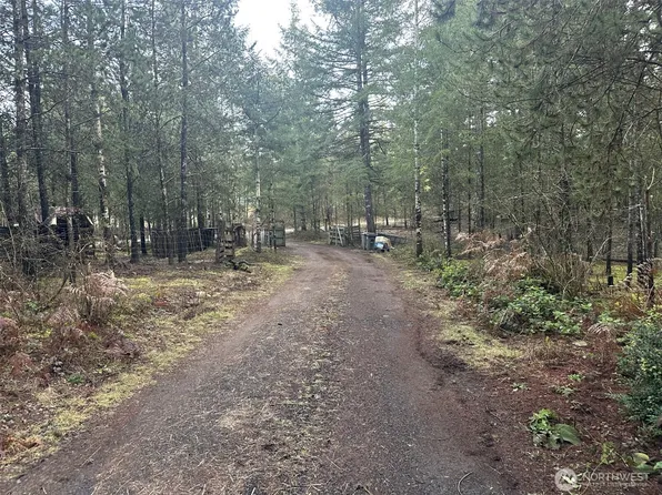 231 W Simpson Street, Shelton, WA 98584