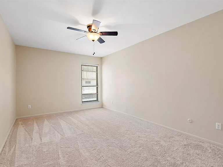 14215 Lost Meadow Ln — Photo 17