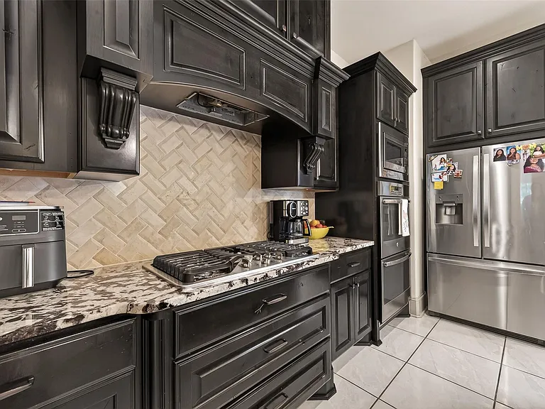 2515 Avon Gate Ct — Photo 16