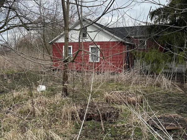 4296 Calhoun St, Gary, IN 46408