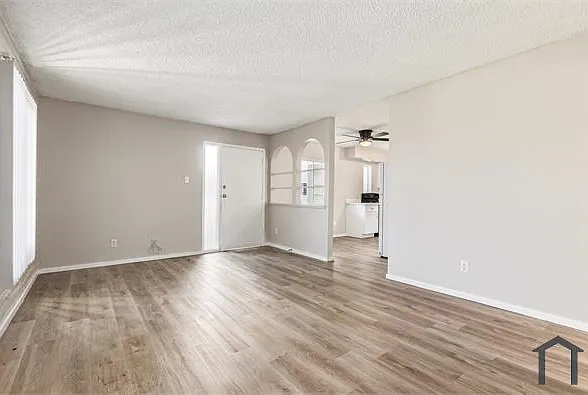 407 N Williams — Photo 4