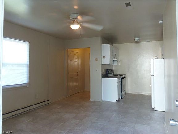 4th image of 605 Munster Ave