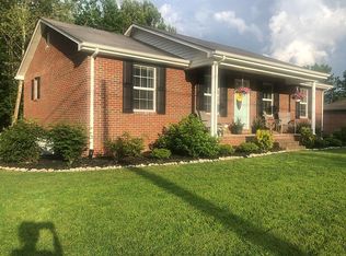 51 Skyview St, Paris, TN 38242