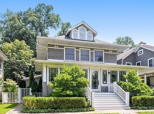 1025 Greenwood Ave, Wilmette, IL