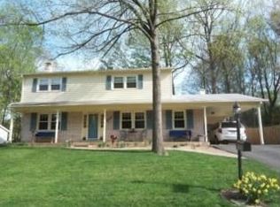 6813 Reynard Dr, Springfield, VA 22152