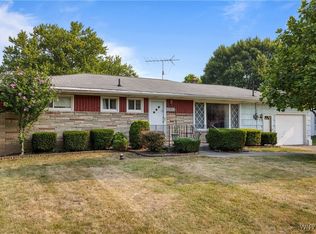 7620 Saint Joseph Rd, Niagara Falls, NY 14304