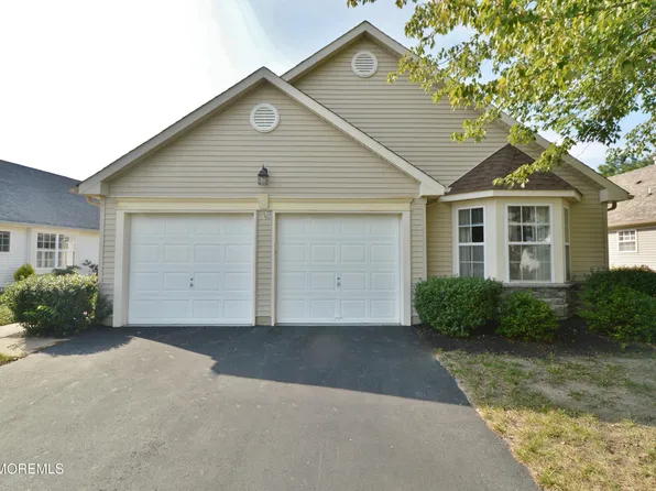 2602 Meadow Lake Drive, Toms River, NJ 08755