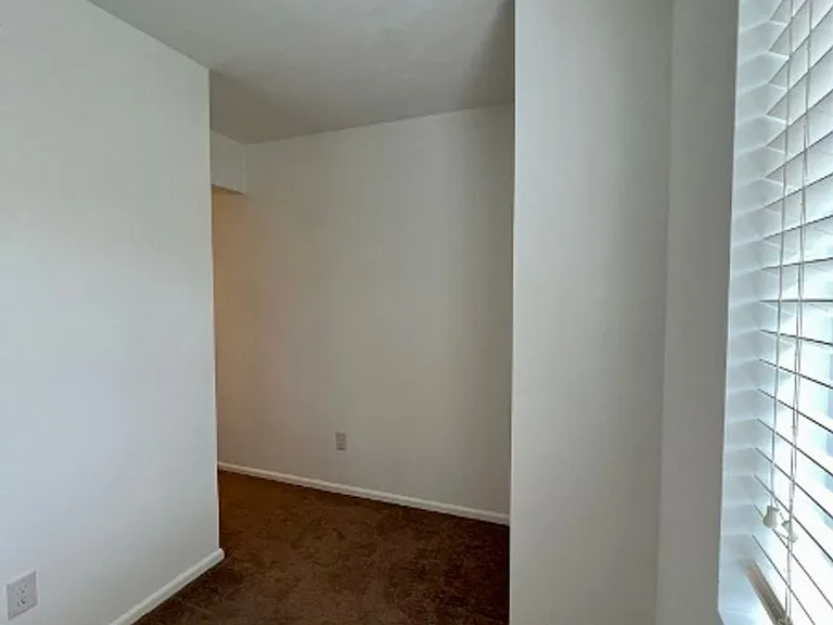 2403 Ridge Gate Ln SW — Photo 15