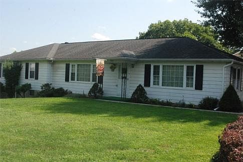 1st image of 134 Raymond St