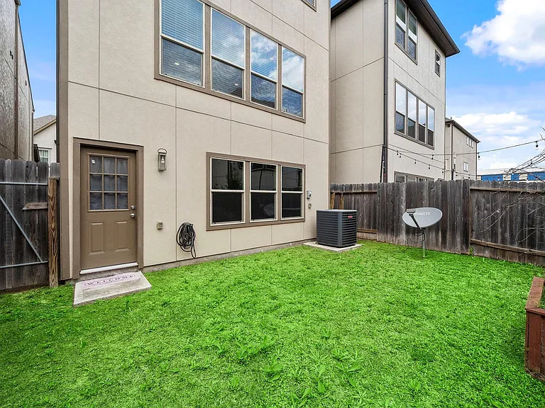 1510 Brayson Oaks Pl — Photo 34