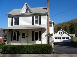215 Dry Valley Rd, Burnham, PA 17009
