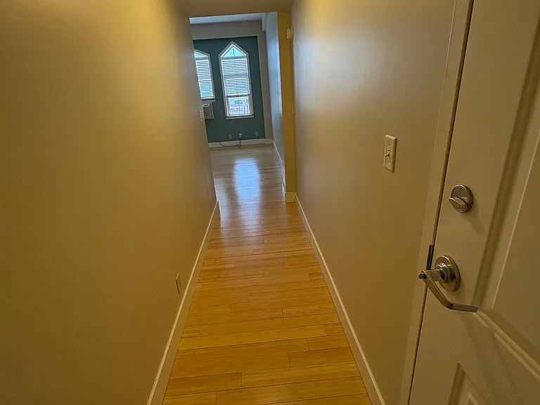 131 E 3rd St #402 — Photo 7