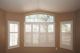 2nd image of 2233 E Monona Dr