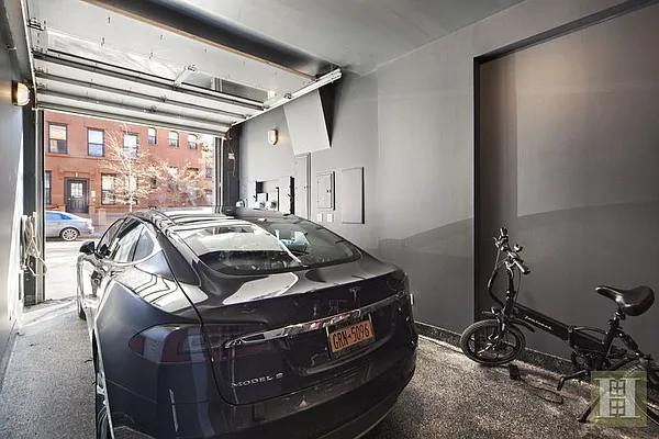 Rented by Halstead Real Estate | media 63