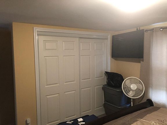 3rd image of 1789 Gerald Ave