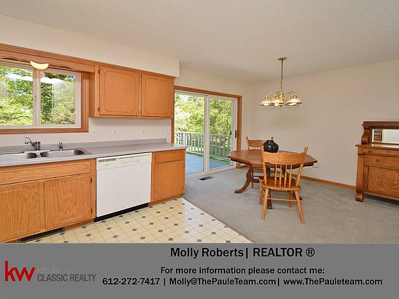 5th image of 28049 Yellow Pine St NW