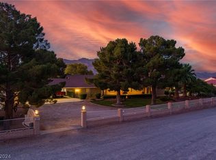 7670 Brent Ln, Las Vegas, NV 89131