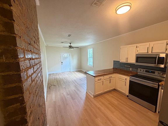 3rd image of 534 S Telemachus St