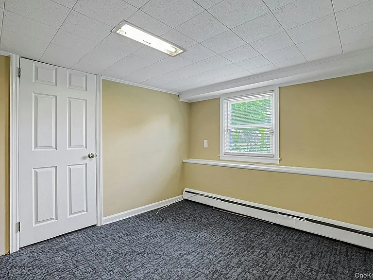 24 Grover Ave — Photo 22