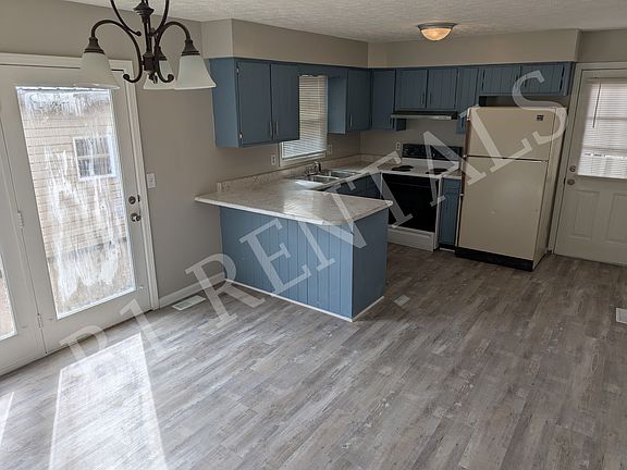 4th image of 279 Lincoln St