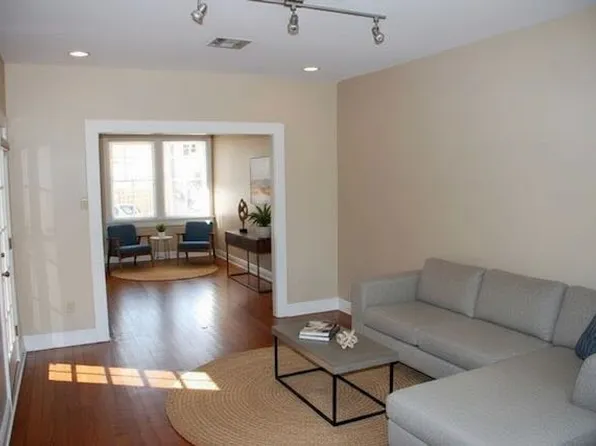 6125 Willow St, New Orleans, LA 70118