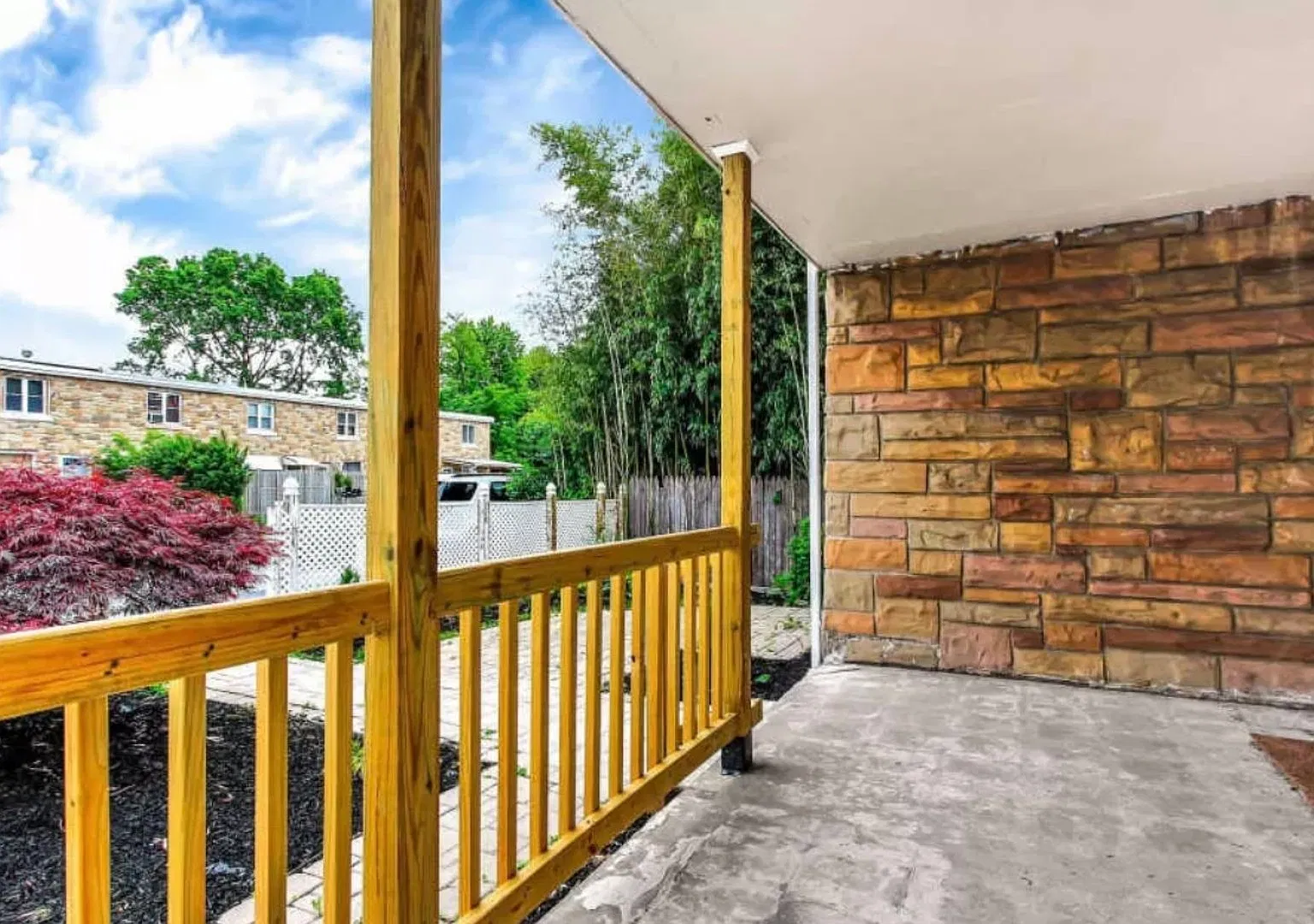 Beautiful 3 bedroom Cape Cod! — Photo 2