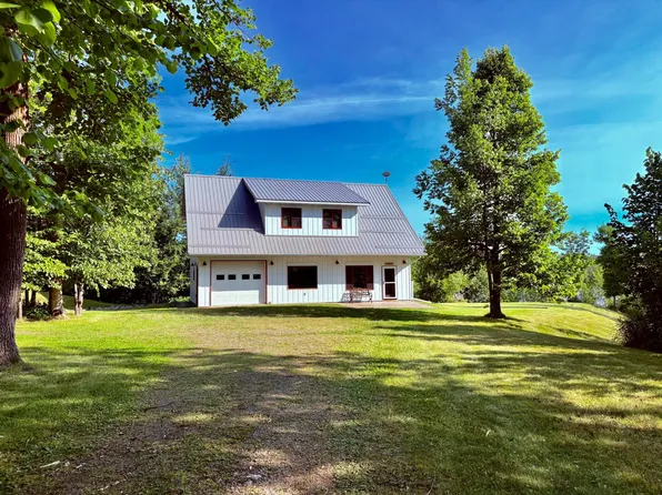 11537 State Highway 11 SE, Baudette, MN 56623