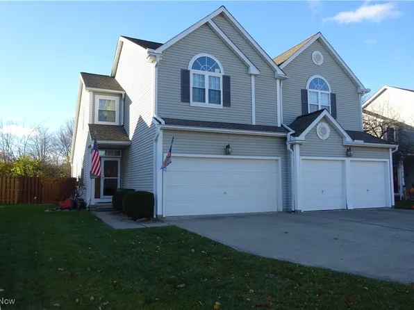 9760 Sugarbush Cir, Olmsted Falls, OH 44138