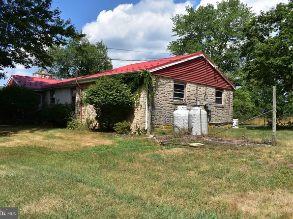 457 Beavers Rd, Birdsboro, PA 19508