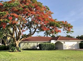 87 Burning Tree Dr, Naples, FL 34105