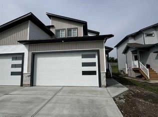 7822 91st St, Grande Prairie, AB T8X0P1